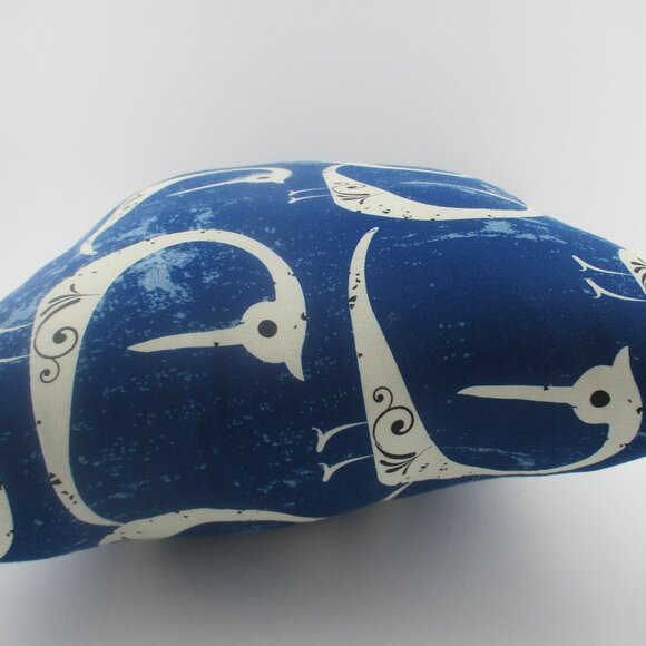 14" Navy Blue and White Exotic Phoenix Pillow. - Picture 4 of 6